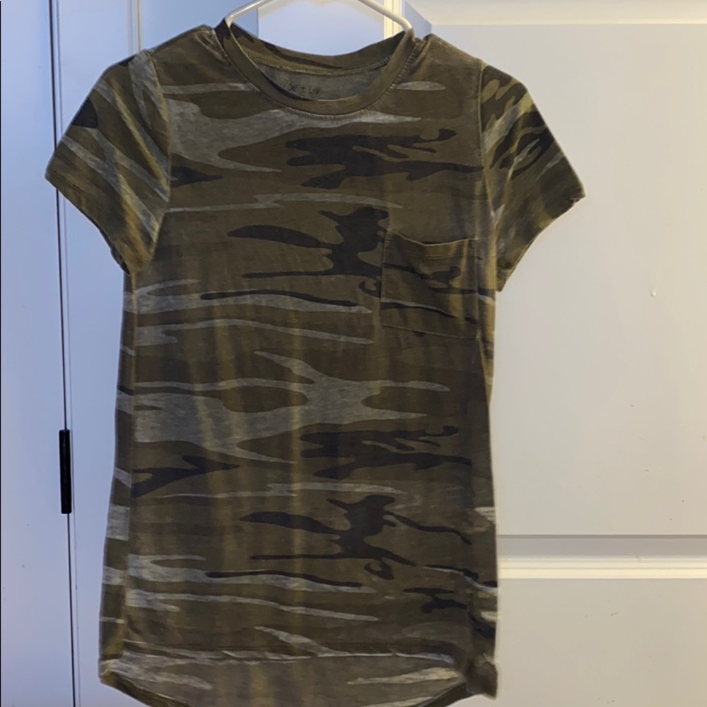 Camo Tee